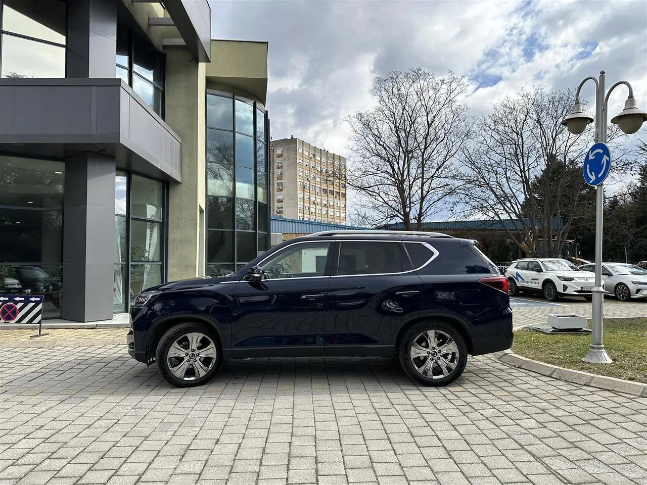 rexton g4 premium