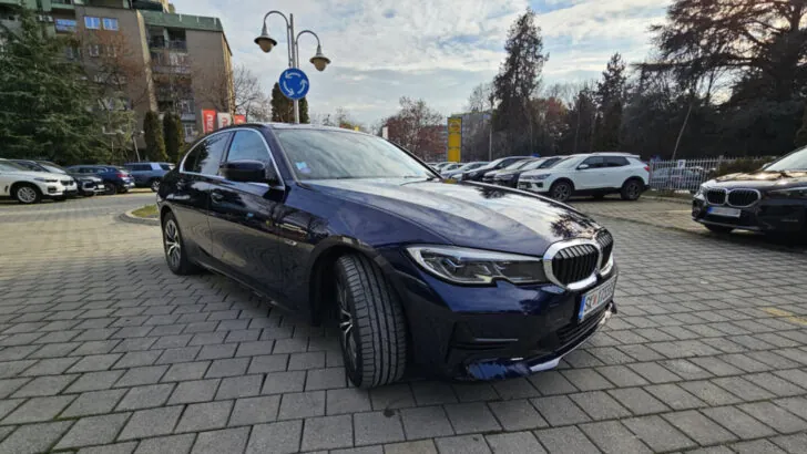 BMW 330